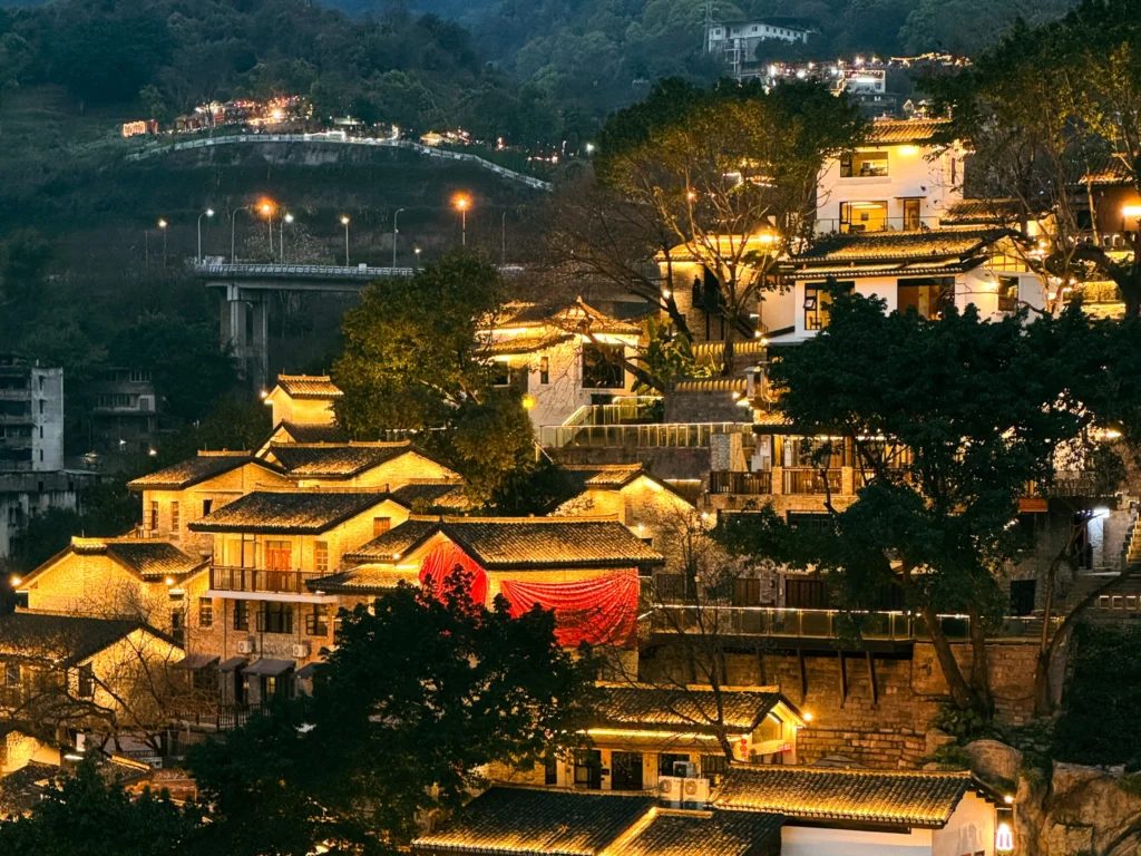 Do They Speak English in Chongqing?