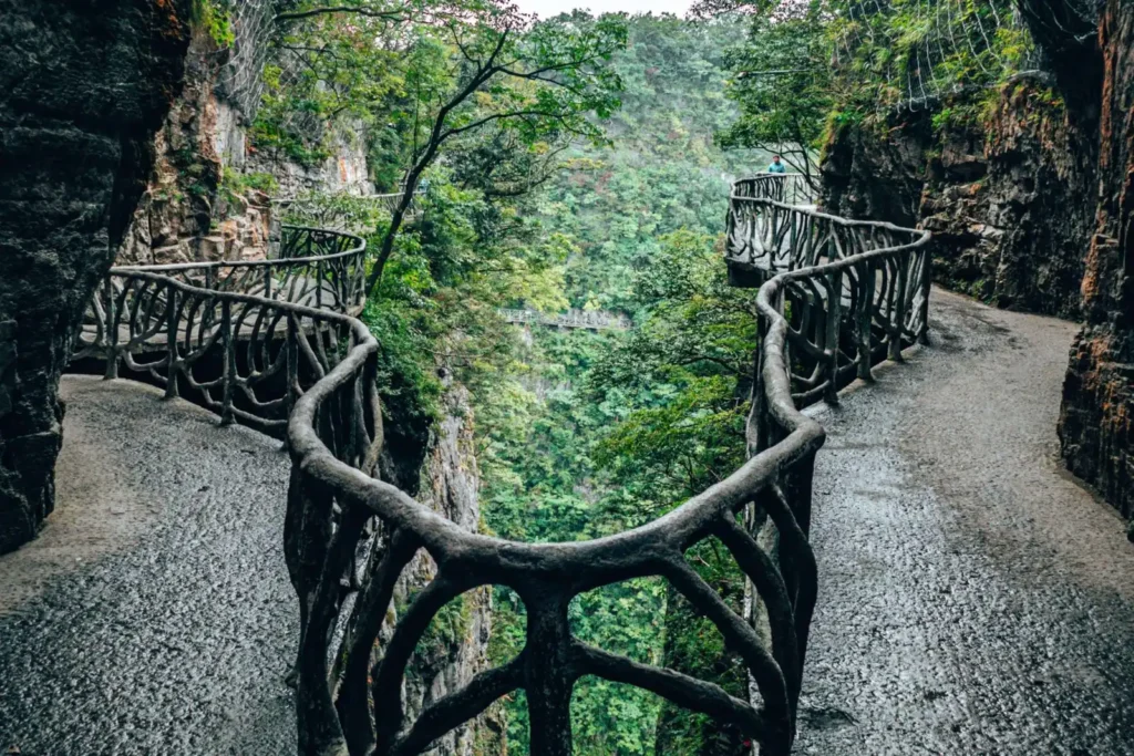 Is Zhangjiajie City Worth Visiting?
