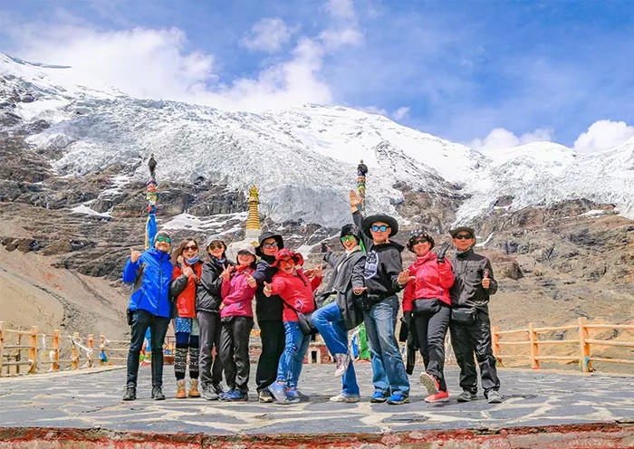 Gyantse Kumbum and Shigatse Tashilhunpo Monastery tour