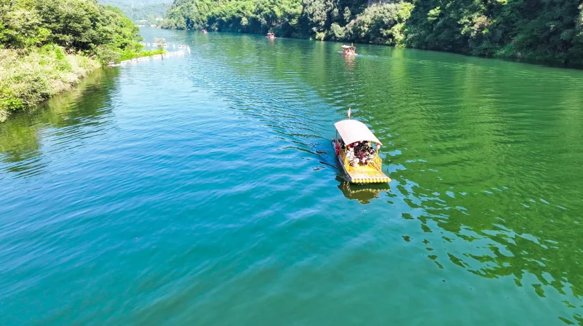 Bamboo Rafting on Jiuqu River