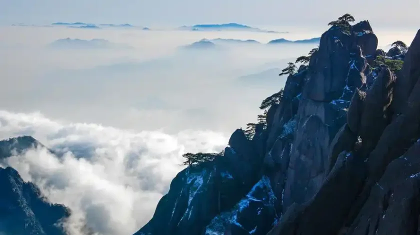 appreciate the beauty of Huangshan