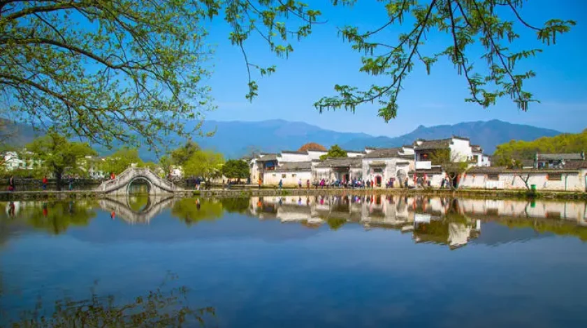 Hongcun In-depth Tour