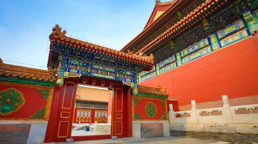 Traveling through thousands of years to explore the beauty of the royal palace - Beijing's Forbidden City, a treasure of Chinese royal culture